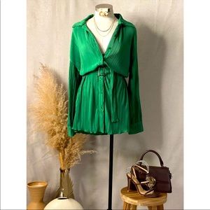 Pleated Kelly green dress